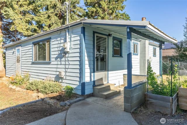 Property photo for 110 Strande Road, Ellensburg photo 2