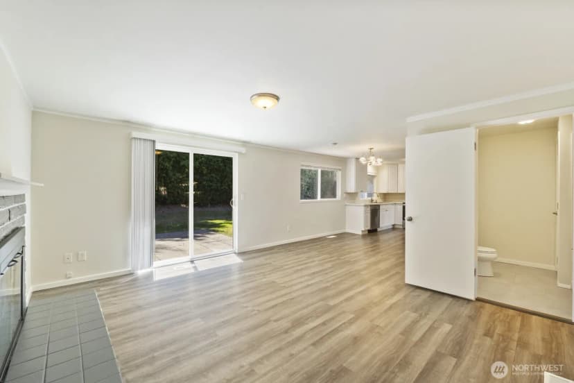 Property photo for 210 219th Place Sw, Bothell photo 9