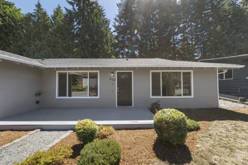 Property photo for 210 219th Place Sw, Bothell photo 28