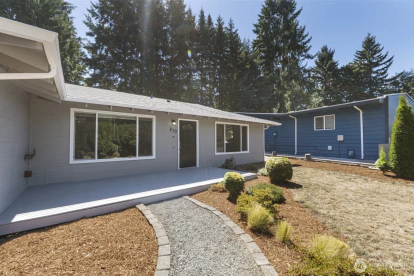 Property photo for 210 219th Place Sw, Bothell photo 27