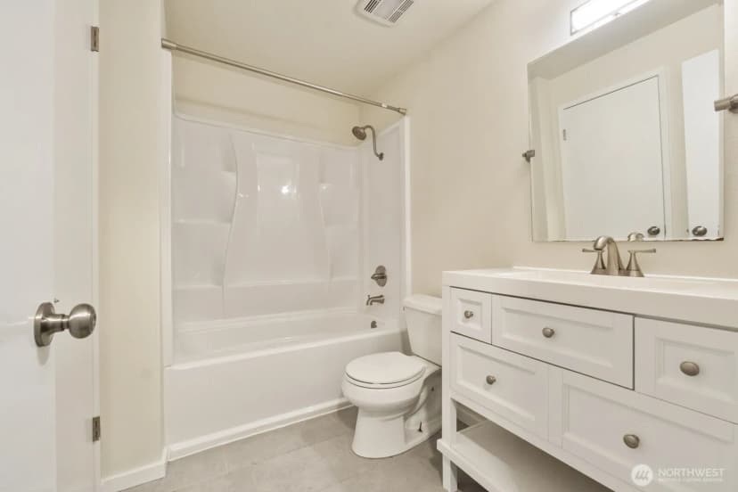 Property photo for 210 219th Place Sw, Bothell photo 15