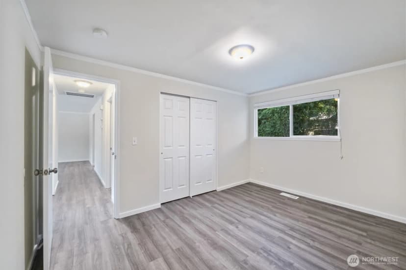 Property photo for 210 219th Place Sw, Bothell photo 19
