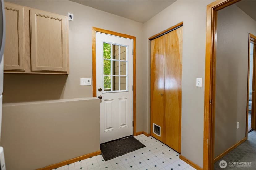 Property photo for 2027 Ponderosa Court, Bellingham photo 33