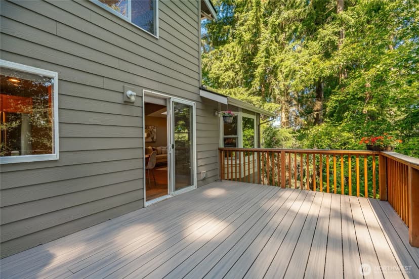 Property photo for 2027 Ponderosa Court, Bellingham photo 16