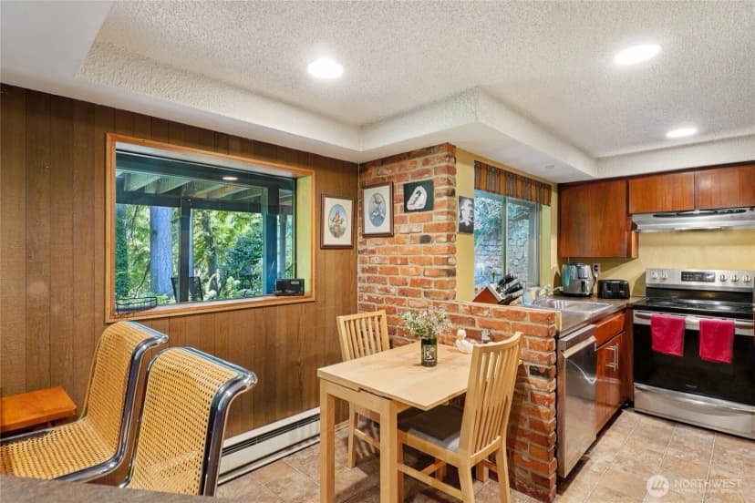 Property photo for 19419 Grannis Road, Bothell photo 27