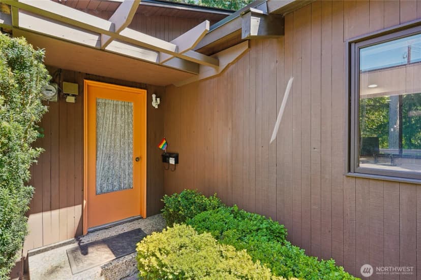 Property photo for 19419 Grannis Road, Bothell photo 24