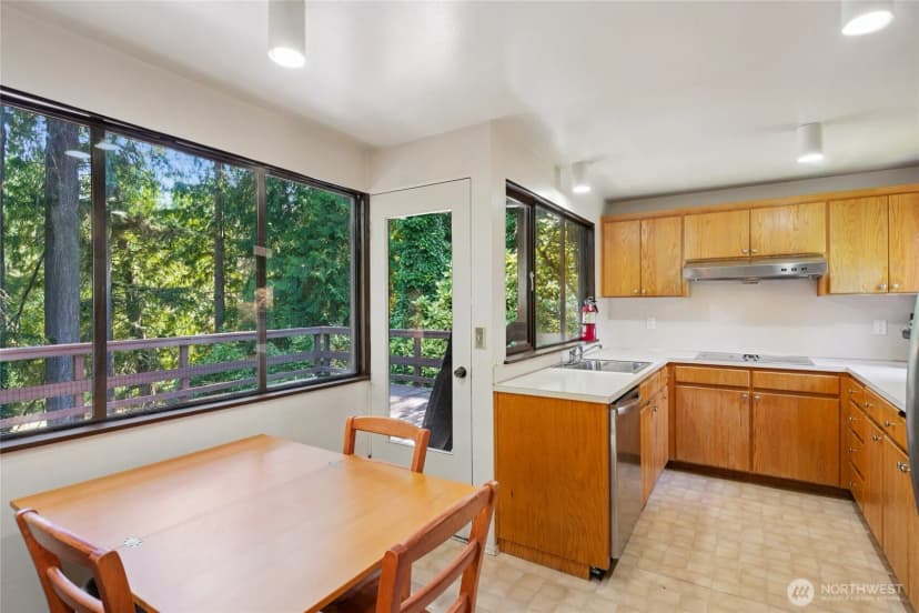 Property photo for 19419 Grannis Road, Bothell photo 21