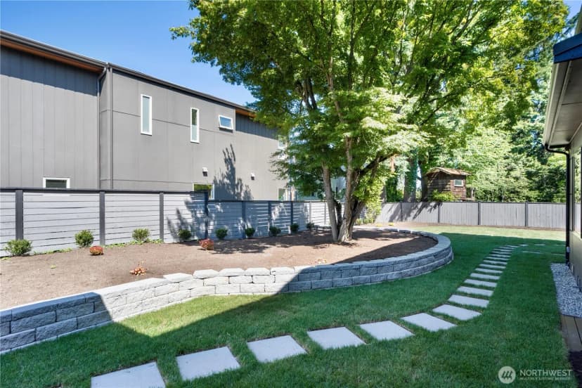 Property photo for 8456 Se 40th Street, Mercer Island photo 38