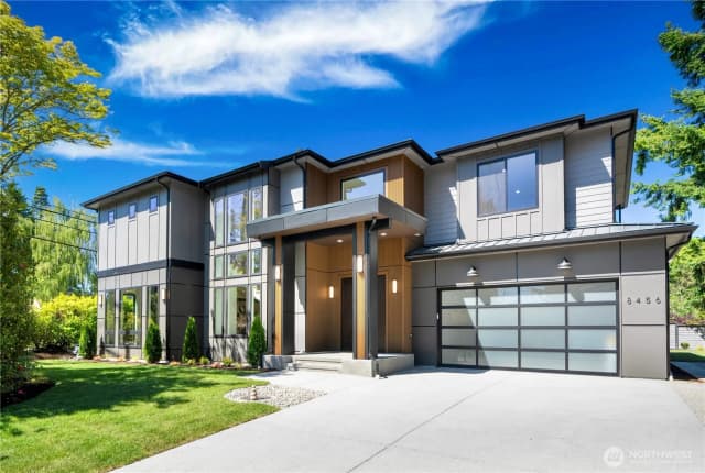 Property photo for 8456 Se 40th Street, Mercer Island