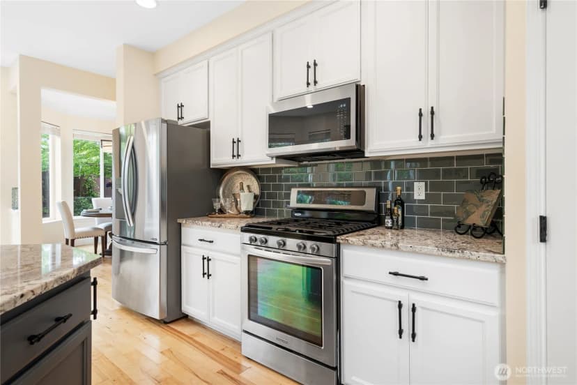 Property photo for 21104 1st Avenue W, Bothell photo 13