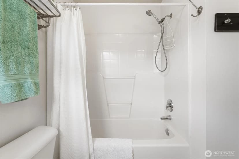 Property photo for 21104 1st Avenue W, Bothell photo 30