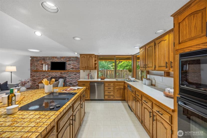 Property photo for 14103 26th Court Se, Mill Creek photo 15