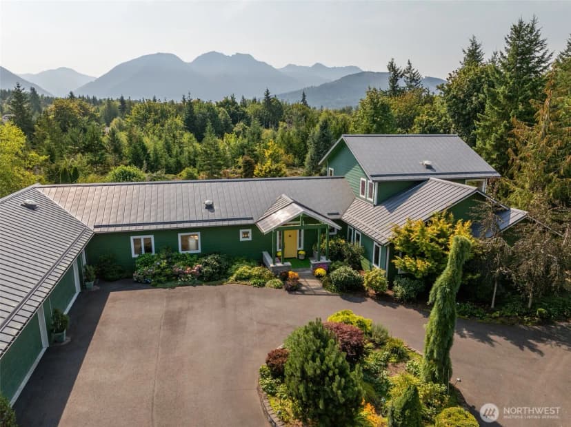 Property photo for 853 Merrill Way, Port Angeles