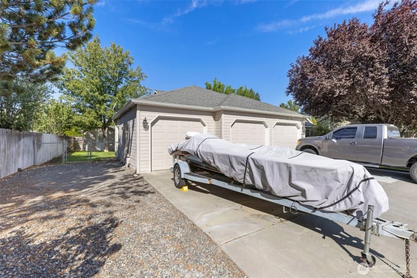 Property photo for 905 N Pittsburg Street, Kennewick photo 32