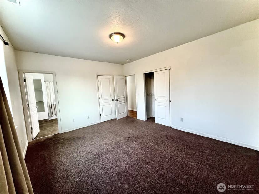 Property photo for 6404 Enzian Falls Drive, Pasco photo 9