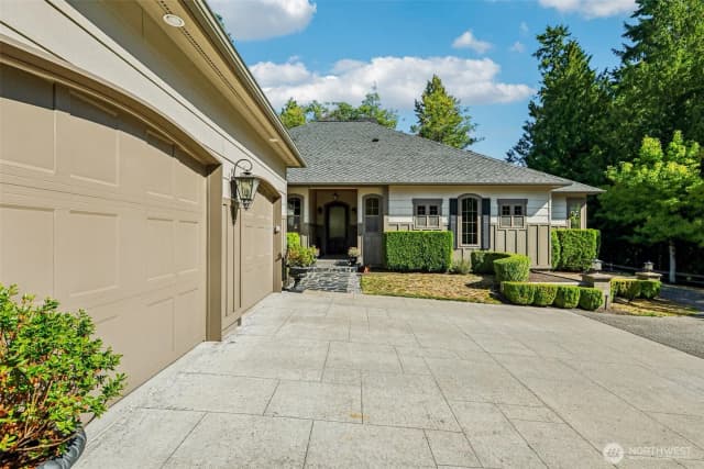 Property photo for 4624 Parkview Lane, Mount Vernon photo 3