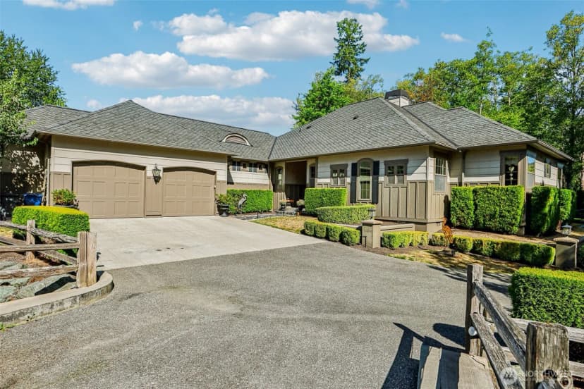 Property photo for 4624 Parkview Lane, Mount Vernon