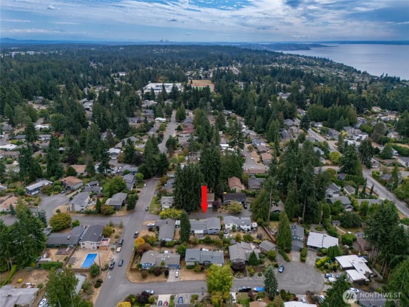 Property photo for 510 Nw 201st Place, Shoreline photo 32