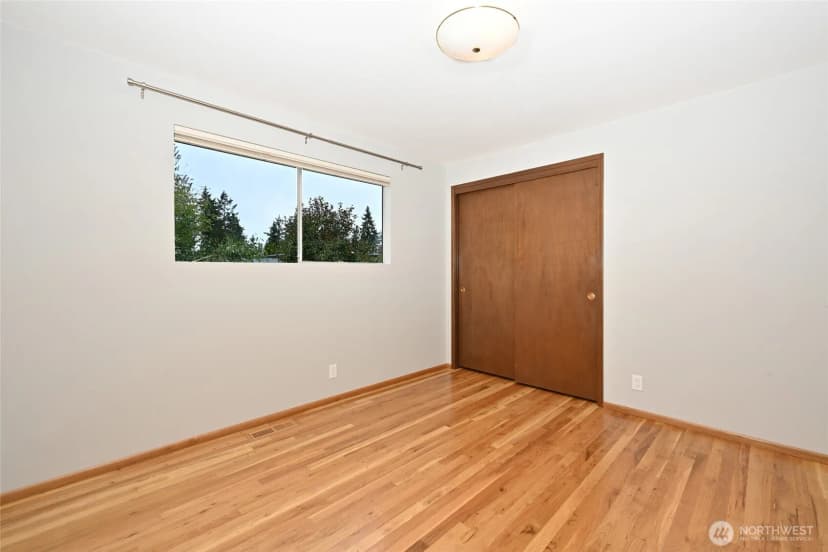Property photo for 510 Nw 201st Place, Shoreline photo 21