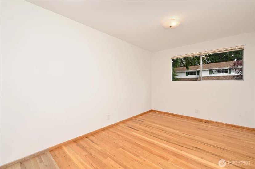 Property photo for 510 Nw 201st Place, Shoreline photo 20