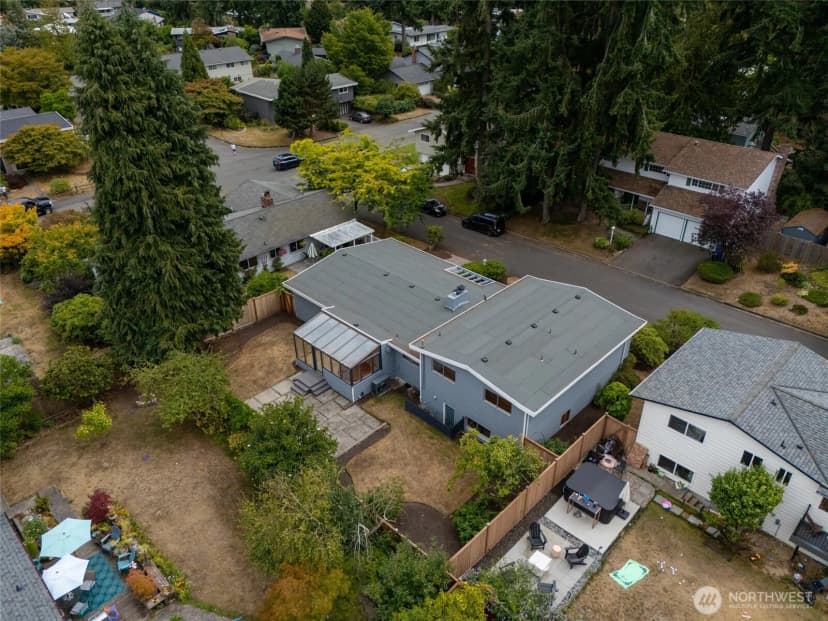 Property photo for 510 Nw 201st Place, Shoreline photo 31