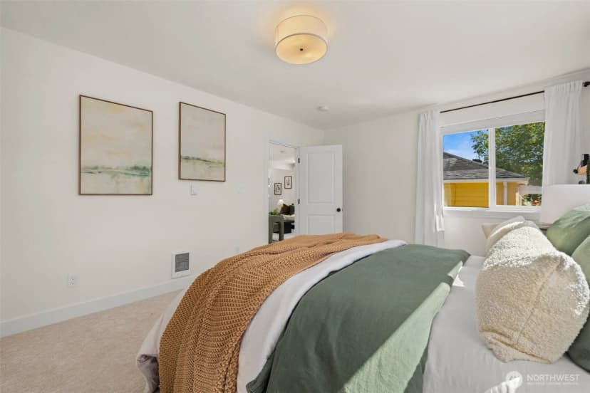 Property photo for 4836 25th Avenue Sw, Seattle photo 18