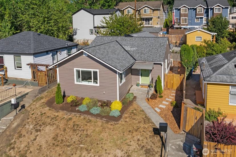 Property photo for 4836 25th Avenue Sw, Seattle photo 35