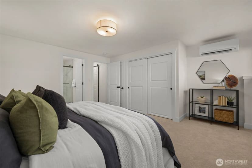 Property photo for 4836 25th Avenue Sw, Seattle photo 24