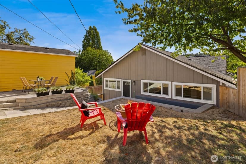 Property photo for 4836 25th Avenue Sw, Seattle photo 31