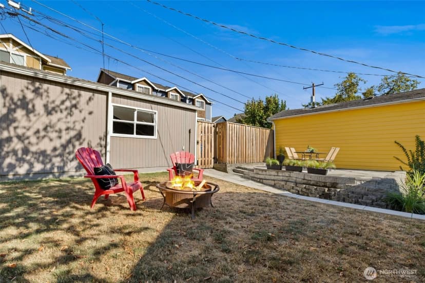 Property photo for 4836 25th Avenue Sw, Seattle photo 32