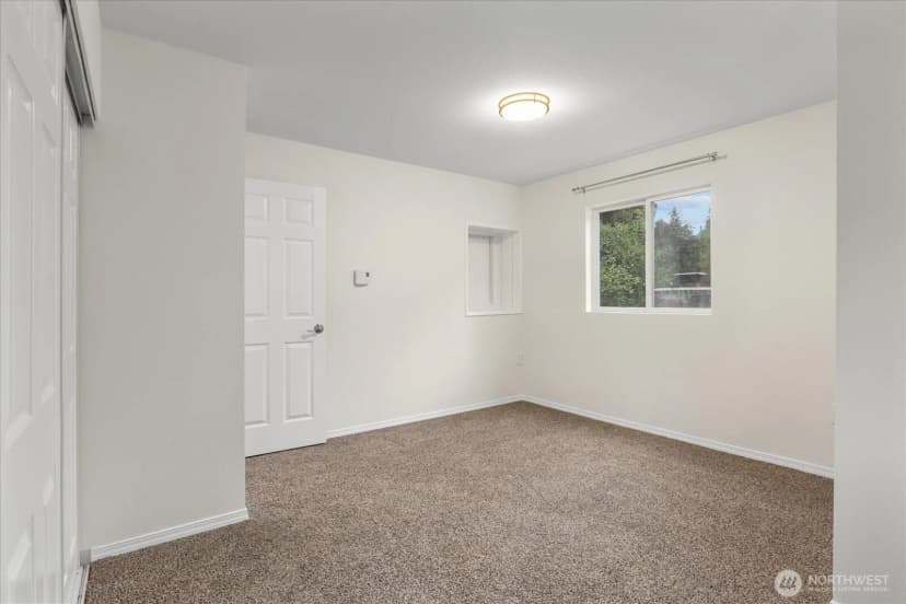 Property photo for 11202 Ne 140th Street, Kirkland photo 28