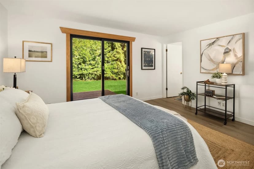 Property photo for 10780 Hyla Avenue Ne, Bainbridge Island photo 19