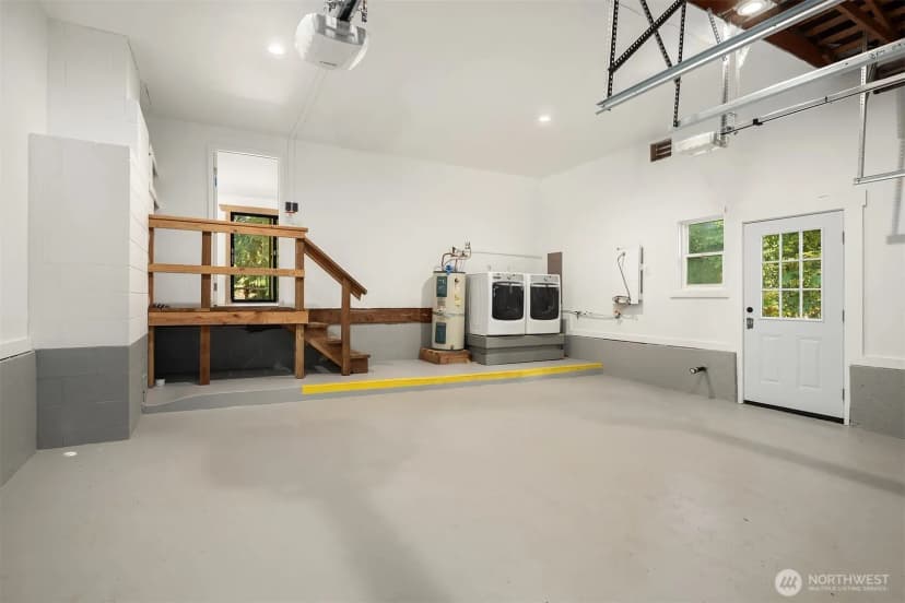 Property photo for 10780 Hyla Avenue Ne, Bainbridge Island photo 17