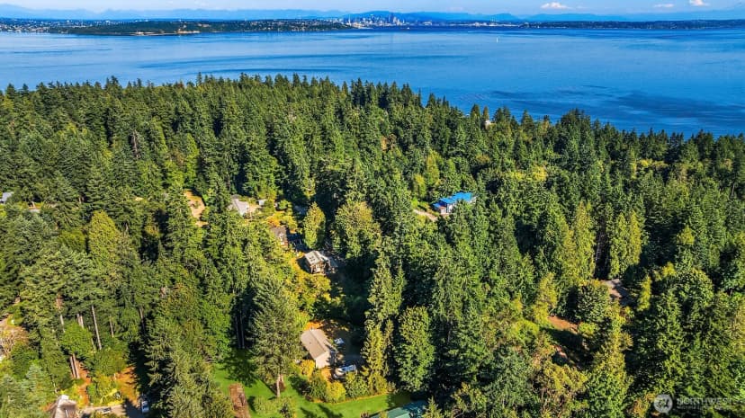 Property photo for 10780 Hyla Avenue Ne, Bainbridge Island photo 37