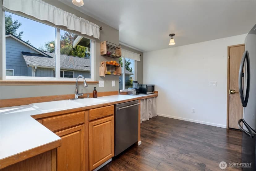 Property photo for 946 Summer Meadows Court, Sedro Woolley photo 8