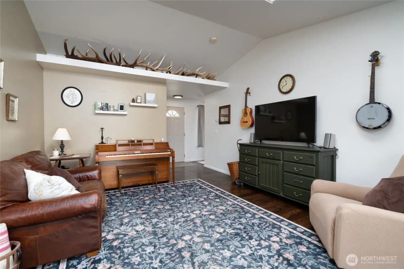 Property photo for 946 Summer Meadows Court, Sedro Woolley photo 6