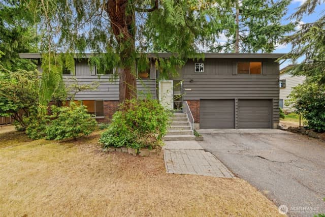 Property photo for 8635 Ne 133rd Place, Kirkland