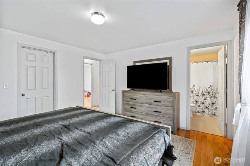 Property photo for 17504 40th Drive Ne, Arlington photo 19