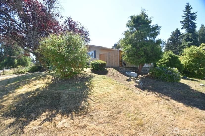 Property photo for 1119 N Viewmont Drive, Mount Vernon photo 20