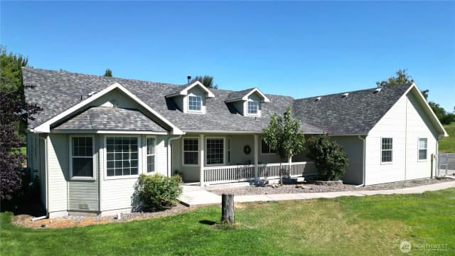 Property photo for 3653 Selah Loop Road, Selah