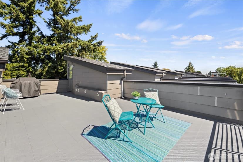 Property photo for 506 N 105th Street, Seattle photo 27