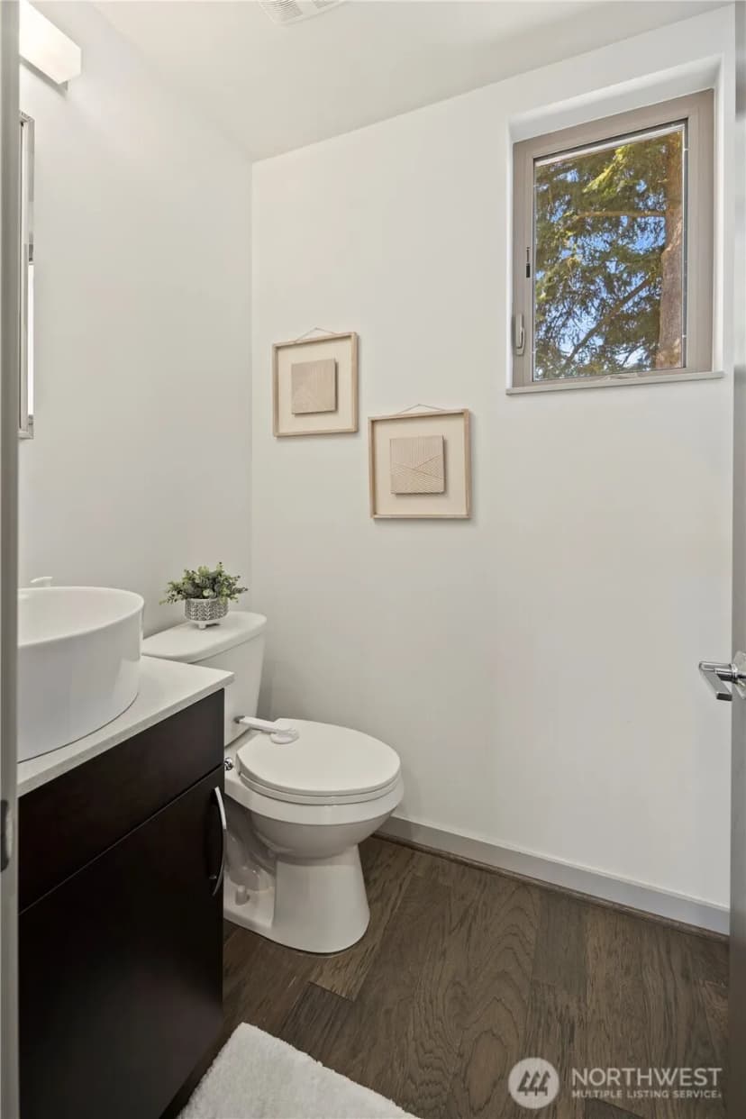 Property photo for 506 N 105th Street, Seattle photo 14