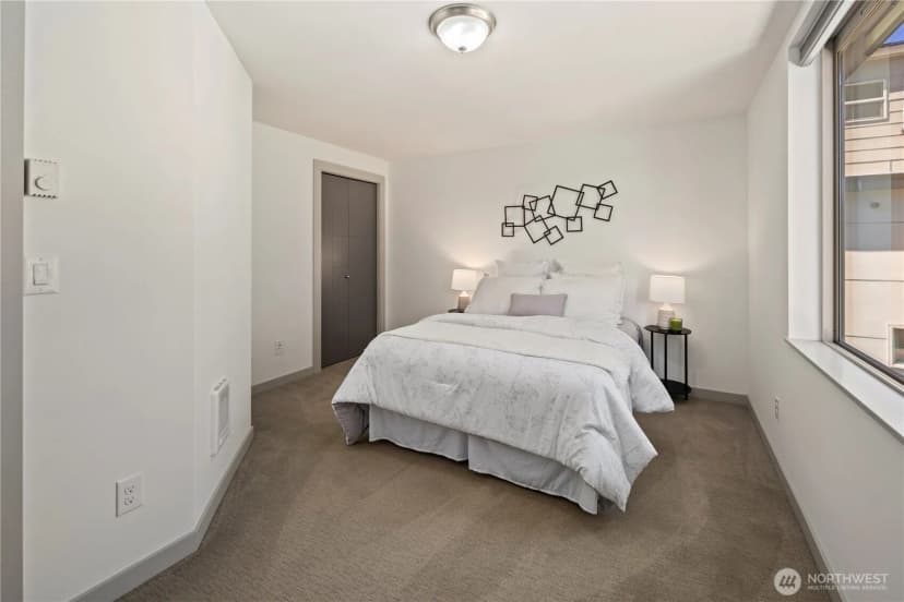 Property photo for 506 N 105th Street, Seattle photo 16