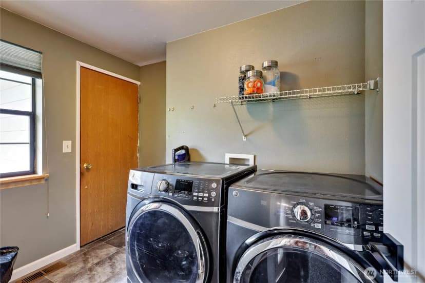 Property photo for 4060 Se Saxon Court, Port Orchard photo 29