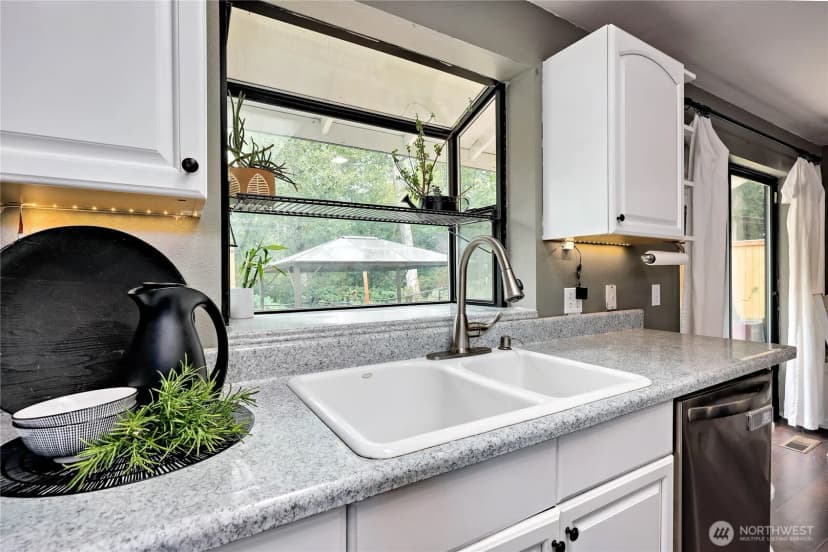 Property photo for 4060 Se Saxon Court, Port Orchard photo 12