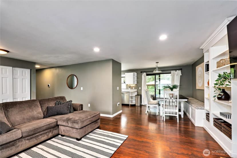 Property photo for 4060 Se Saxon Court, Port Orchard photo 7