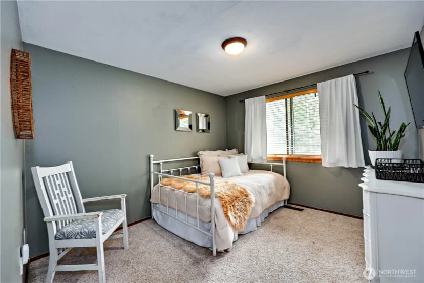 Property photo for 4060 Se Saxon Court, Port Orchard photo 19