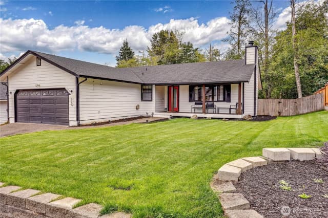 Property photo for 4060 Se Saxon Court, Port Orchard photo 2