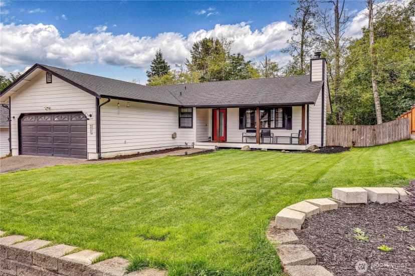 Property photo for 4060 Se Saxon Court, Port Orchard photo 2