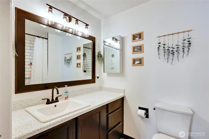 Property photo for 4060 Se Saxon Court, Port Orchard photo 17